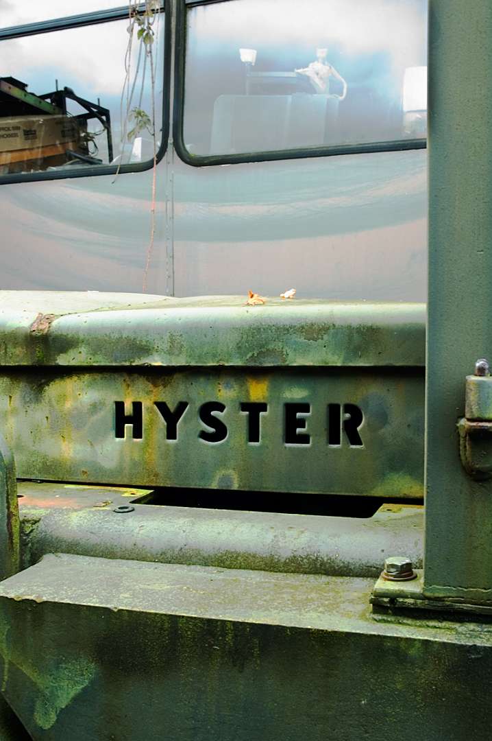 Close view of scrapped Hyster fork lift